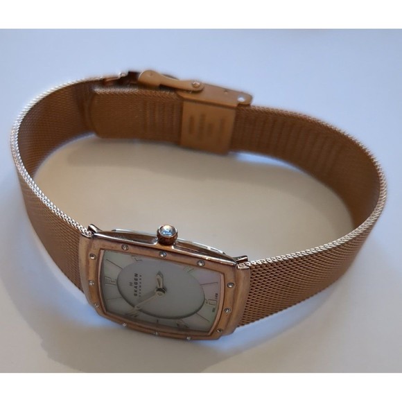 Skagen MOP 396SSR Women\'s bronze tone watch